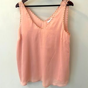 Lauren Conrad scalloped pink tank top.